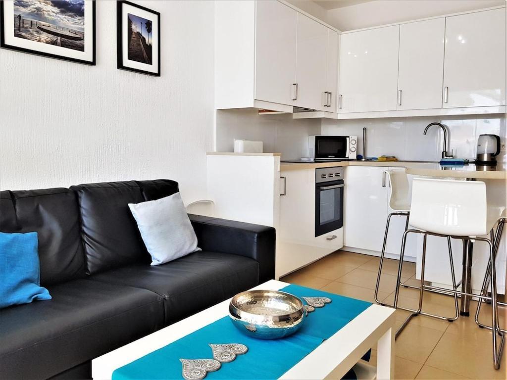 Edificio Verdemar - Stunning 1 Bed Apartment With Pool & Sea Views Nerja Zewnętrze zdjęcie