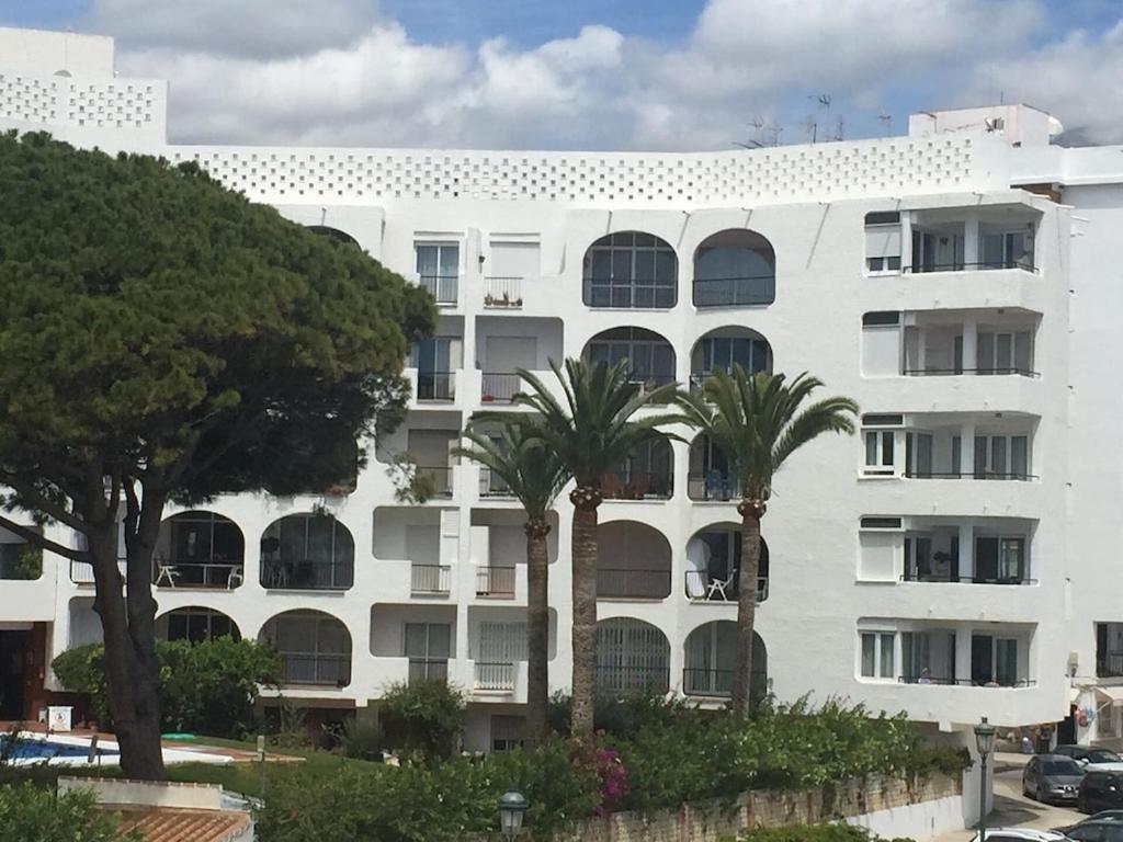 Edificio Verdemar - Stunning 1 Bed Apartment With Pool & Sea Views Nerja Zewnętrze zdjęcie